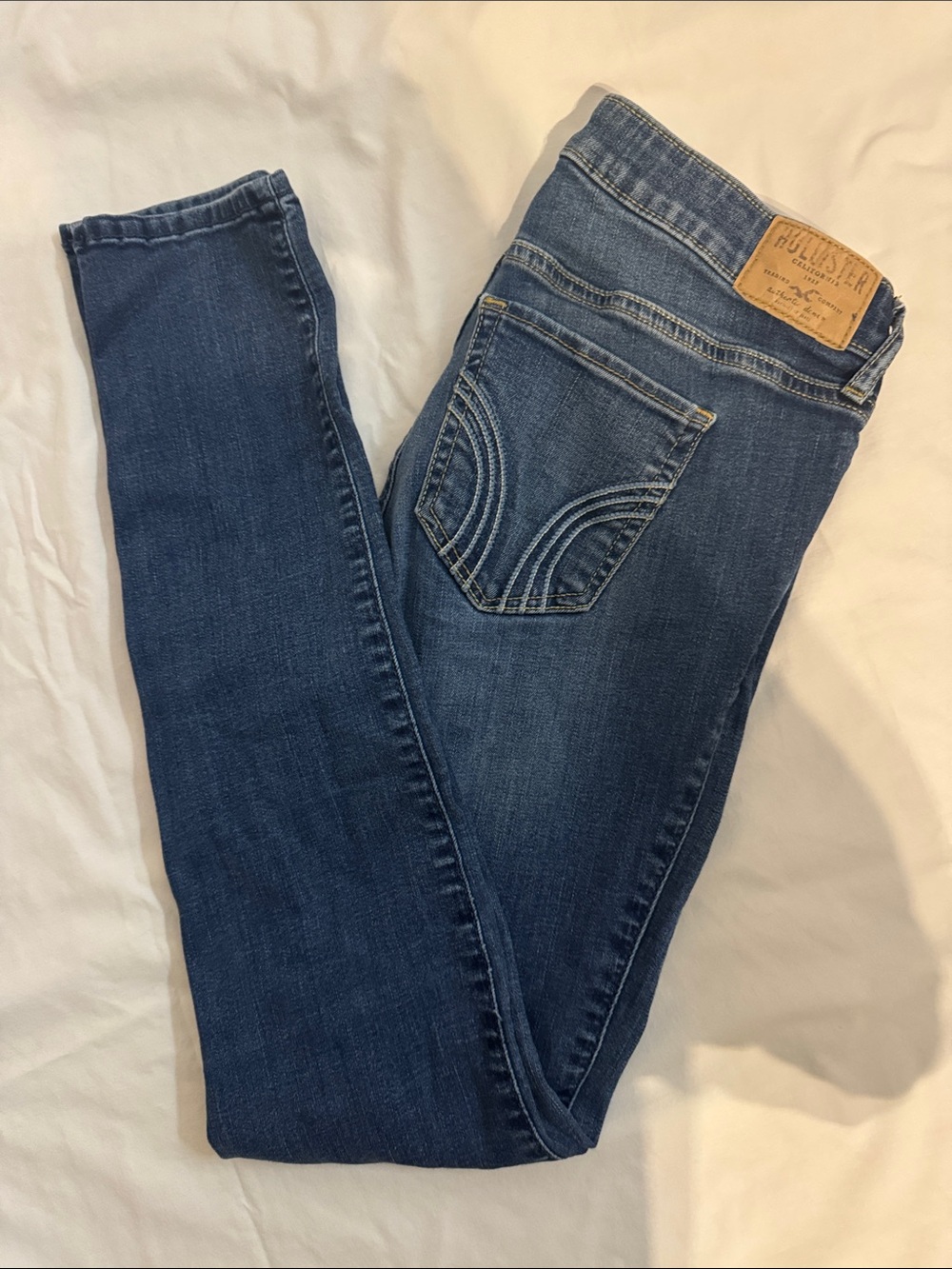 Hollister Women's Skinny Jeans Dark Blue Wash